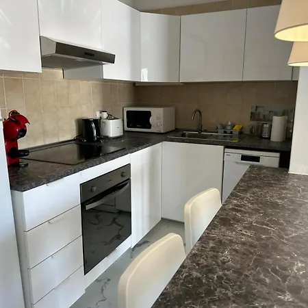 Atlantic View.apartment.3 Pools. Terraces. Wifi Apartment
