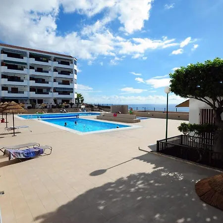 Atlantic View.apartment.3 Pools. Terraces. Wifi